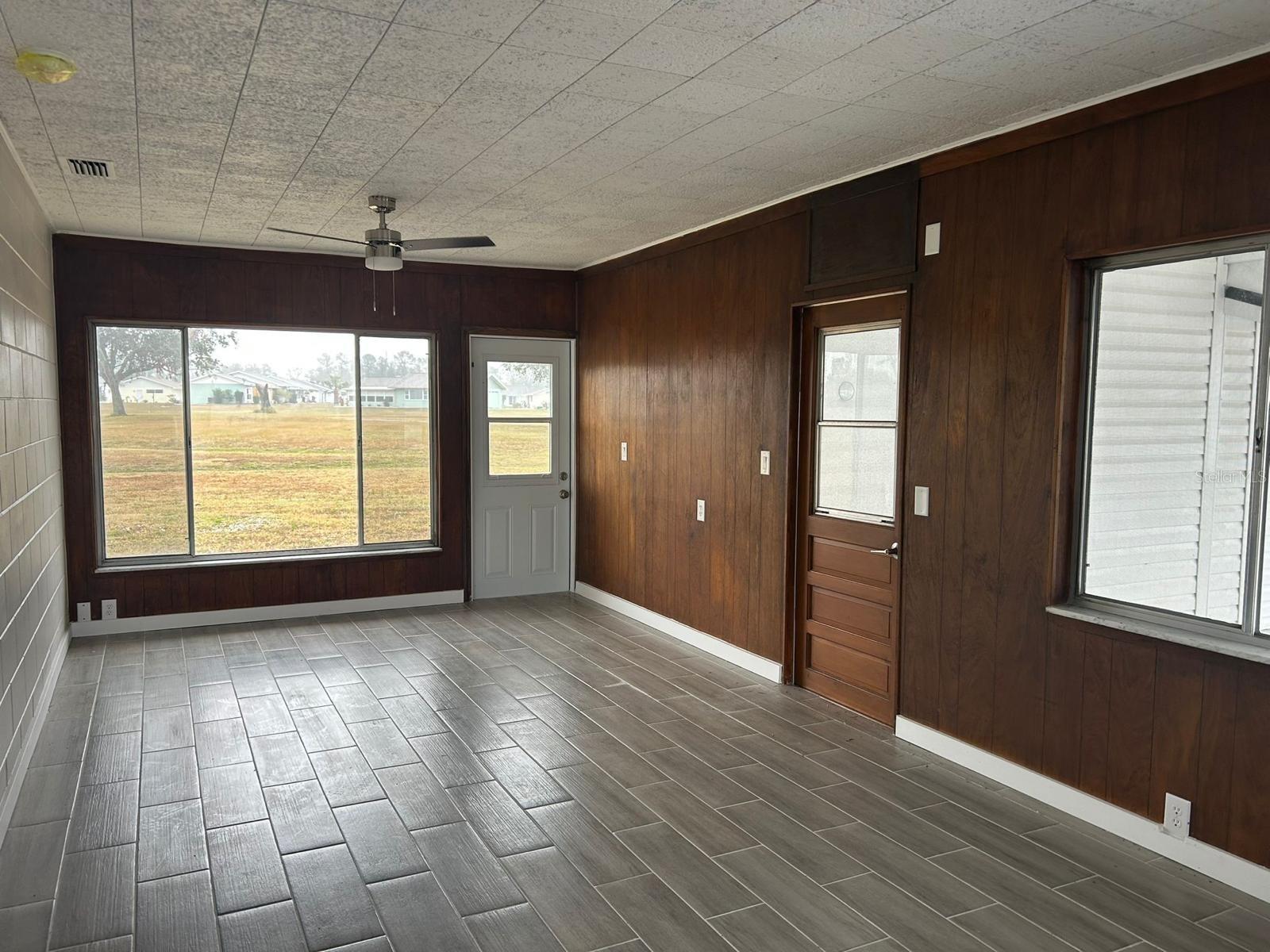 702 DESERT HILLS WAY, SUN CITY CENTER, FL, 33573