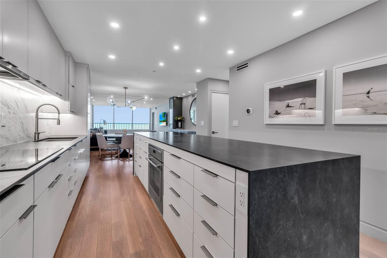 5740 MIDNIGHT PASS RD #403, SARASOTA, FL, 34242