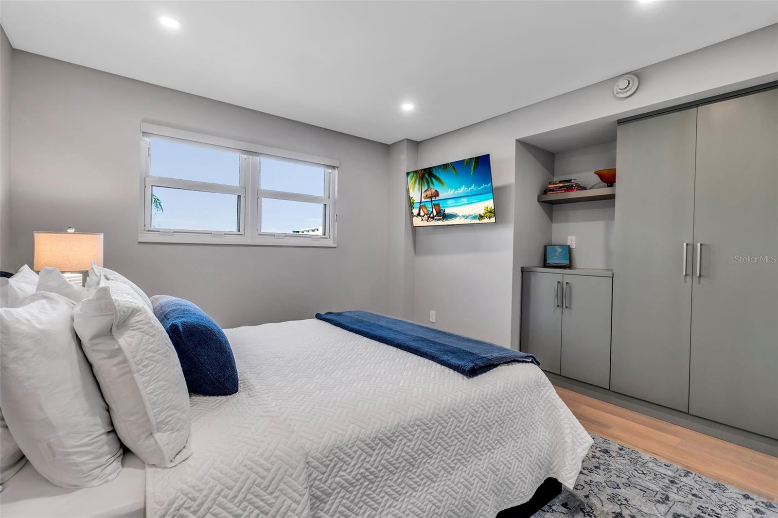 5740 MIDNIGHT PASS RD #403, SARASOTA, FL, 34242