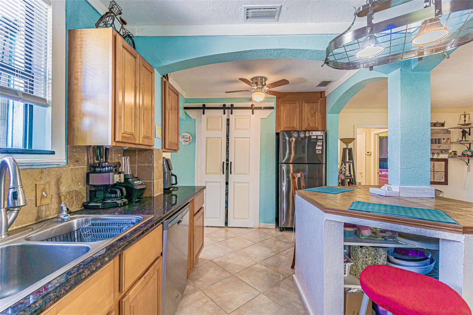 1024 APACHE TRL, CLEARWATER, FL, 33755