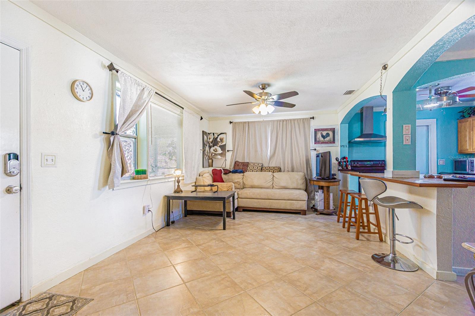 1024 APACHE TRL, CLEARWATER, FL, 33755
