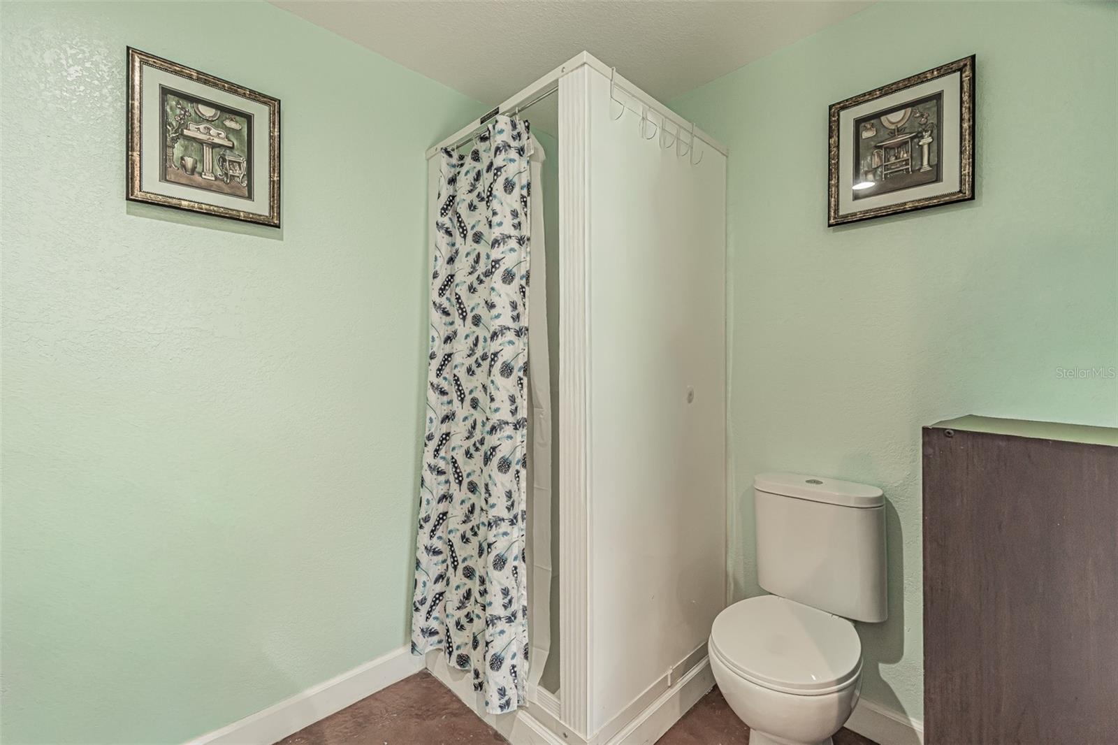 1024 APACHE TRL, CLEARWATER, FL, 33755