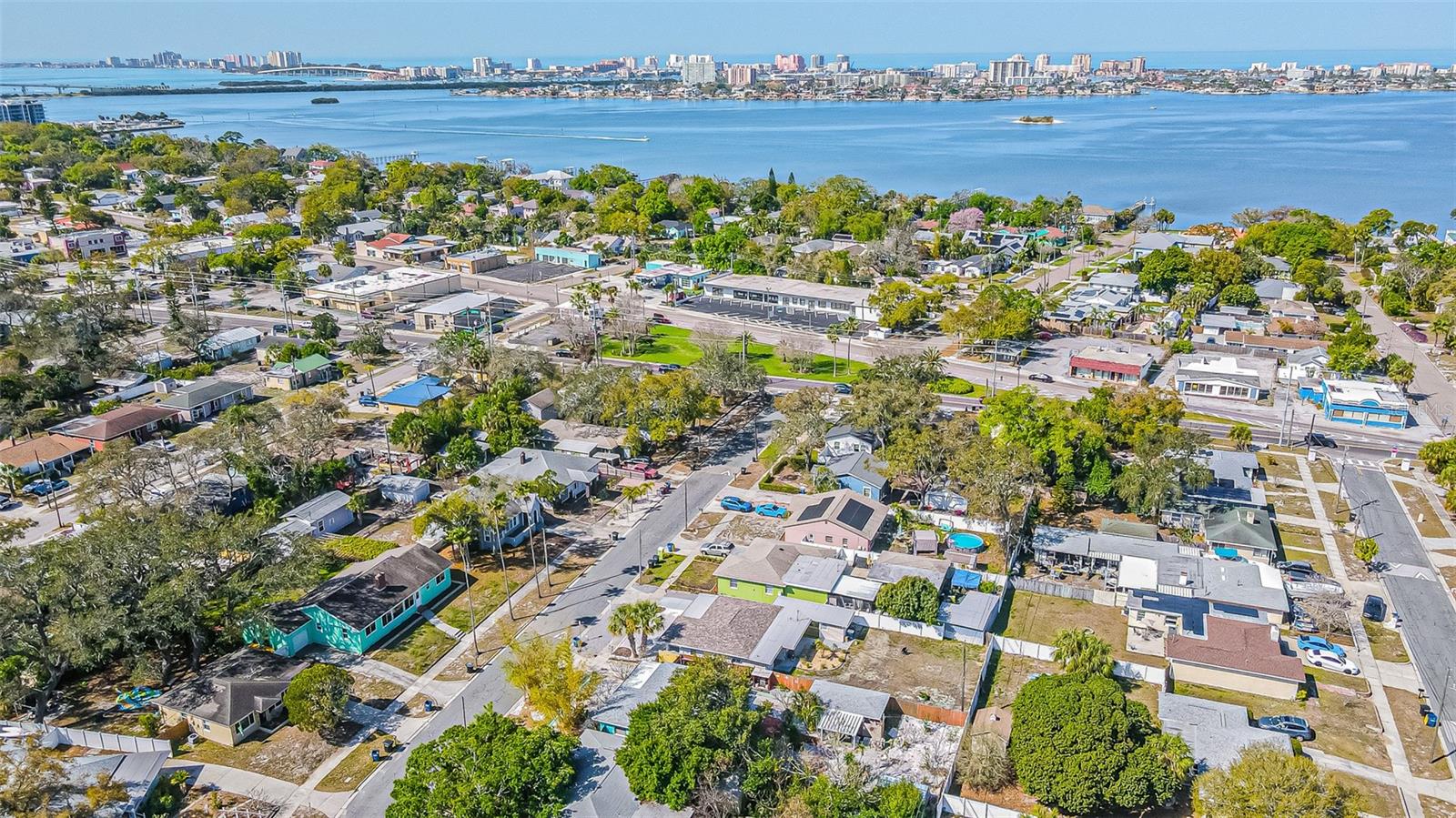 1024 APACHE TRL, CLEARWATER, FL, 33755