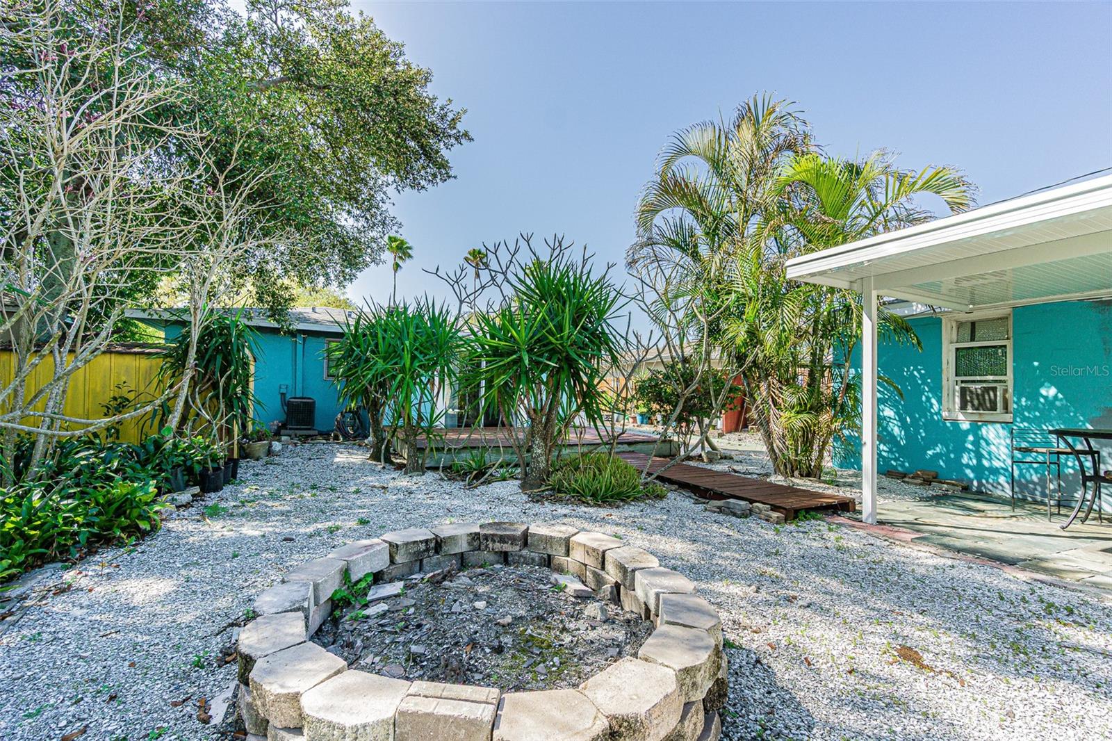 1024 APACHE TRL, CLEARWATER, FL, 33755