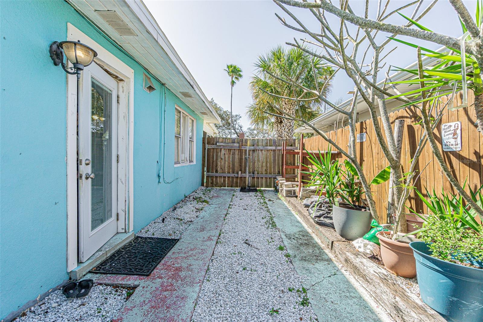 1024 APACHE TRL, CLEARWATER, FL, 33755