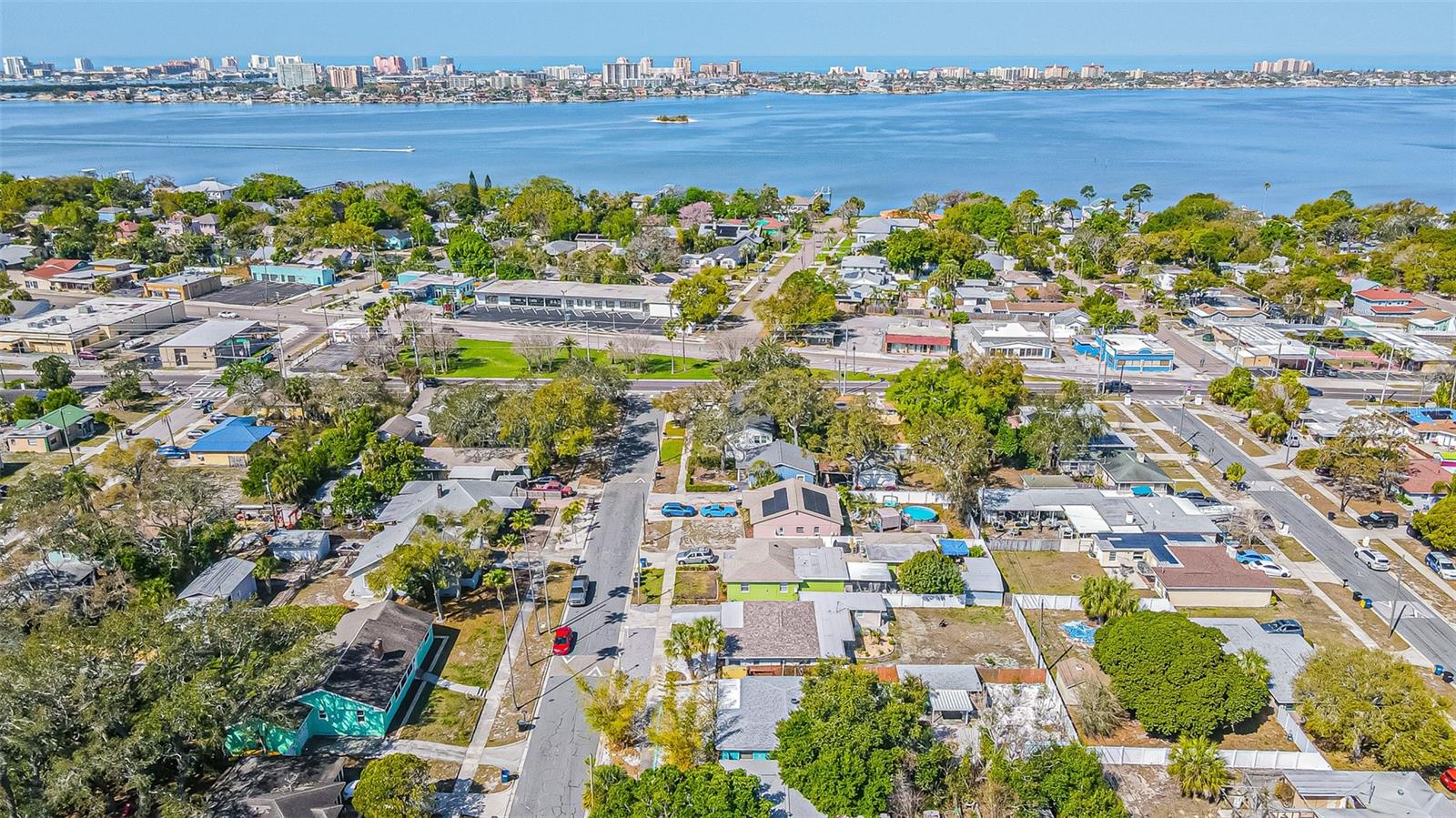 1024 APACHE TRL, CLEARWATER, FL, 33755