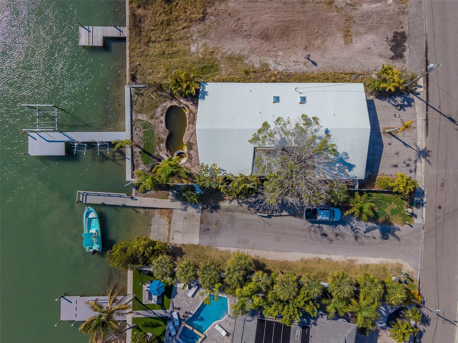 1217 BAY SHORE BLVD, INDIAN ROCKS BEACH, FL, 33785