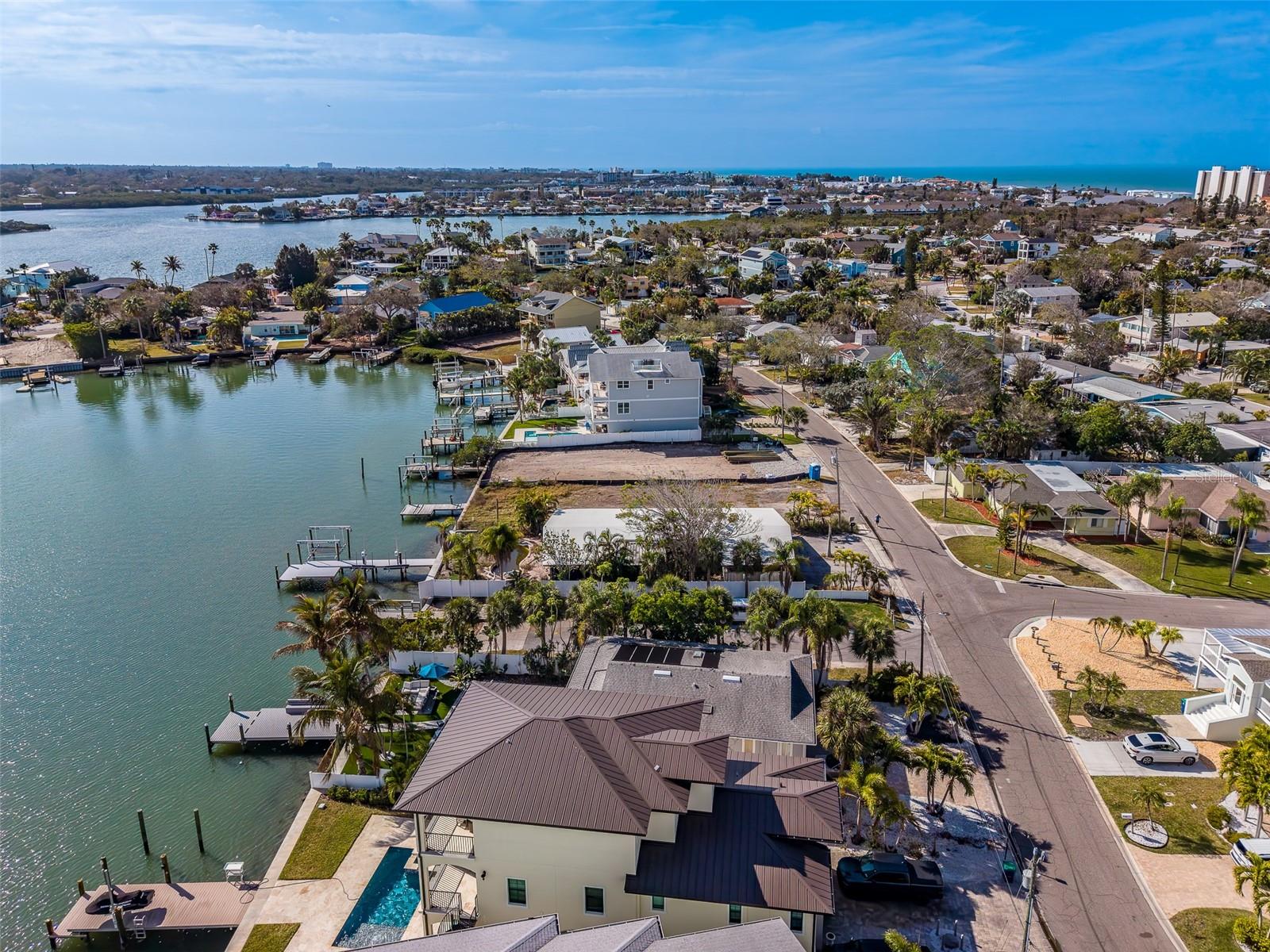 1217 BAY SHORE BLVD, INDIAN ROCKS BEACH, FL, 33785