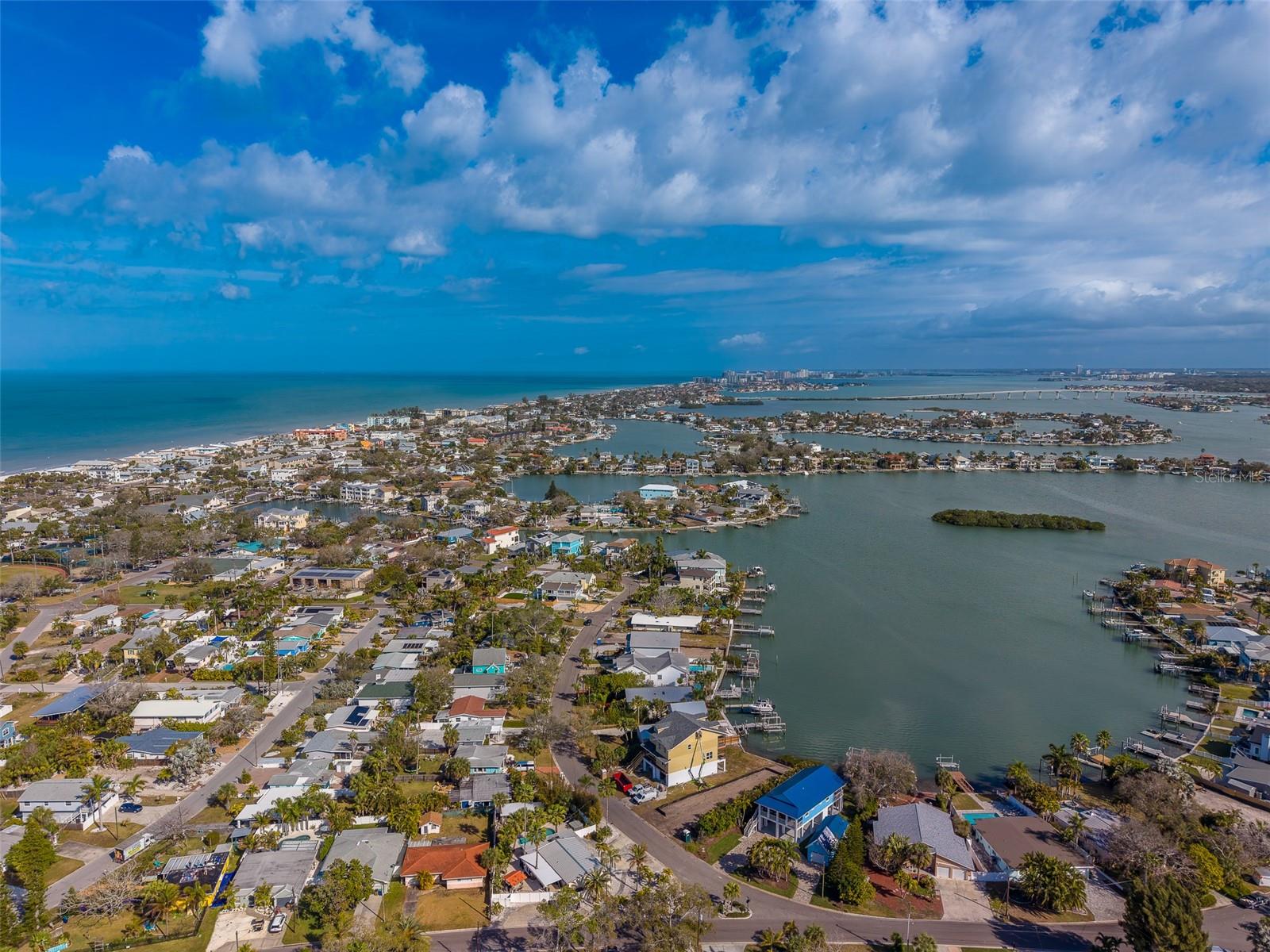 1217 BAY SHORE BLVD, INDIAN ROCKS BEACH, FL, 33785