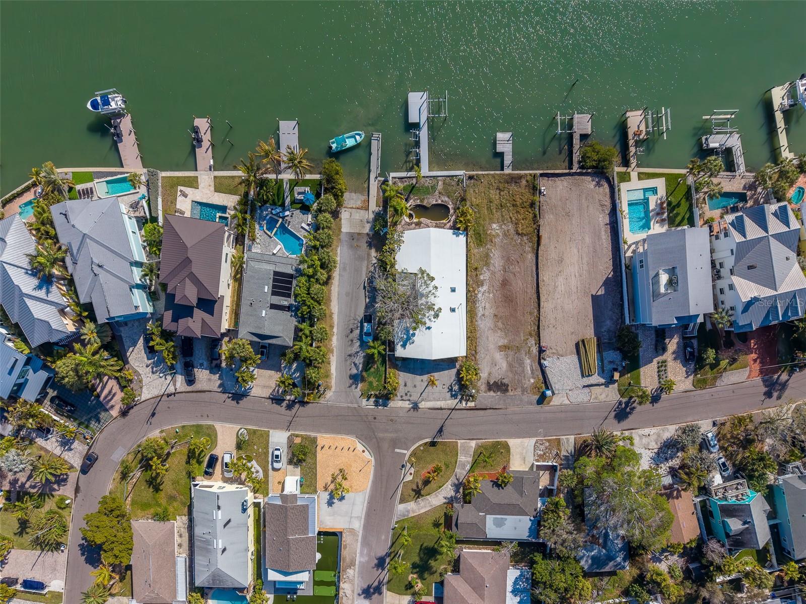 1217 BAY SHORE BLVD, INDIAN ROCKS BEACH, FL, 33785