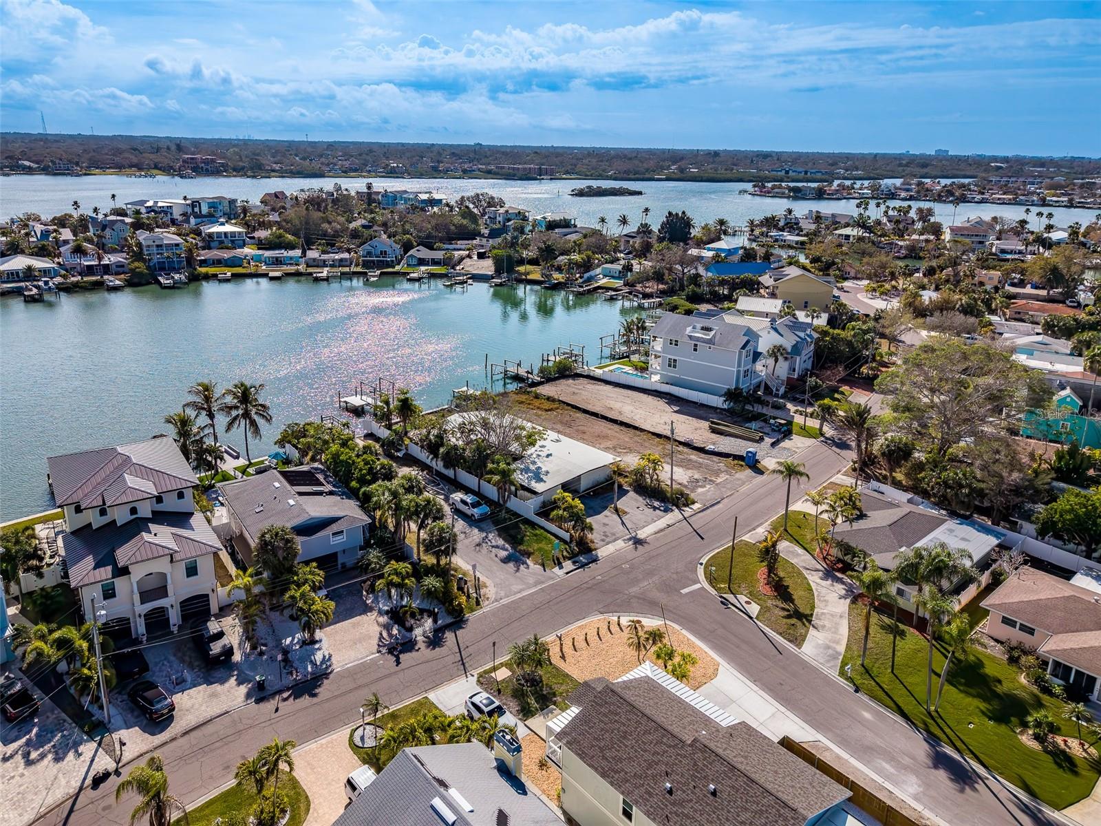 1217 BAY SHORE BLVD, INDIAN ROCKS BEACH, FL, 33785