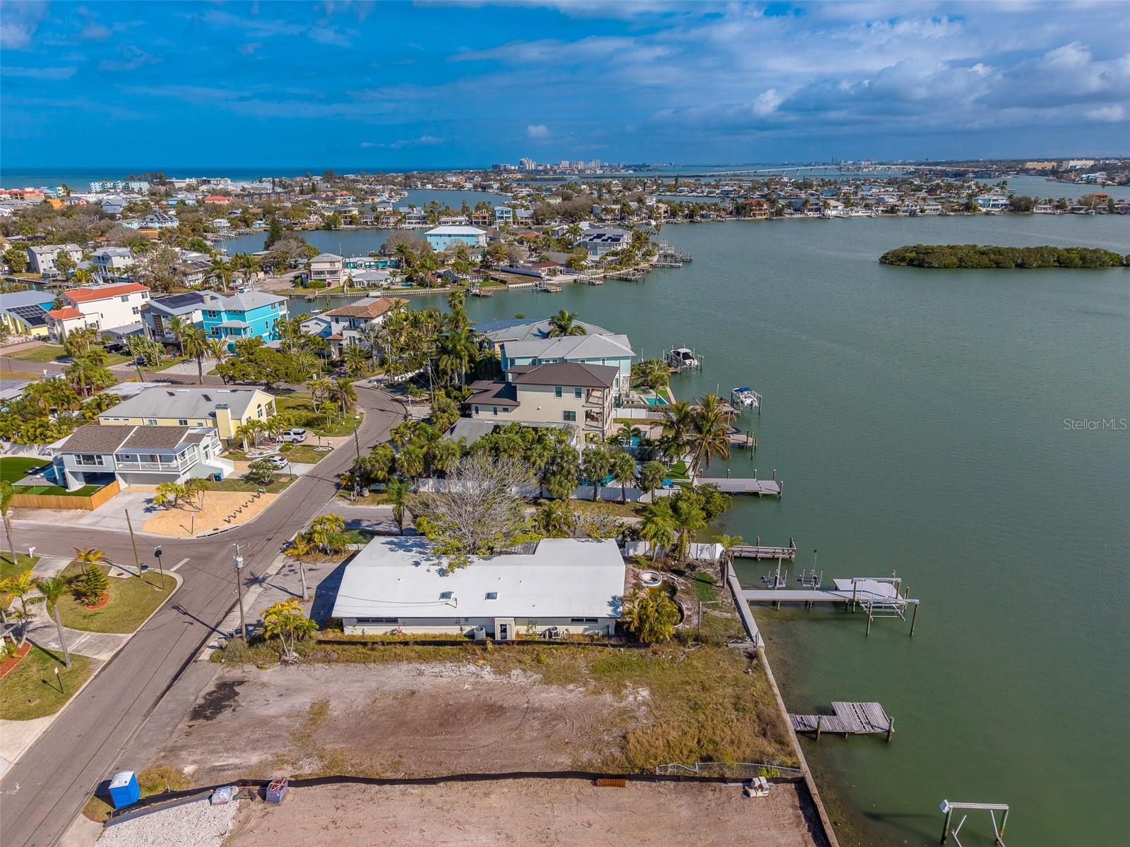 1217 BAY SHORE BLVD, INDIAN ROCKS BEACH, FL, 33785