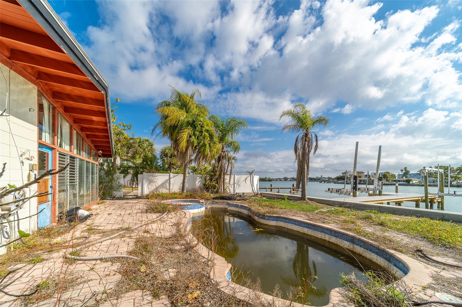 1217 BAY SHORE BLVD, INDIAN ROCKS BEACH, FL, 33785
