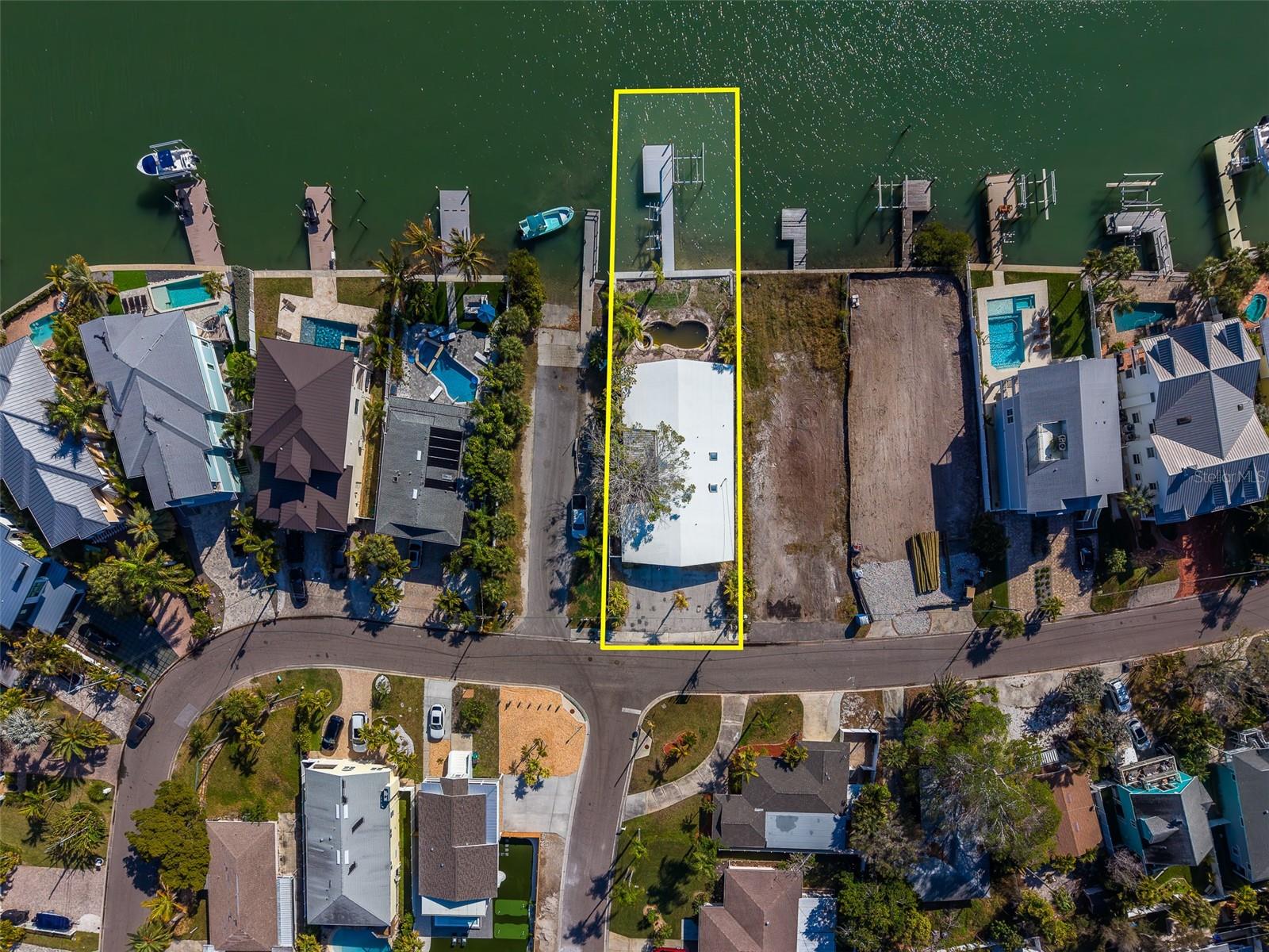 1217 BAY SHORE BLVD, INDIAN ROCKS BEACH, FL, 33785