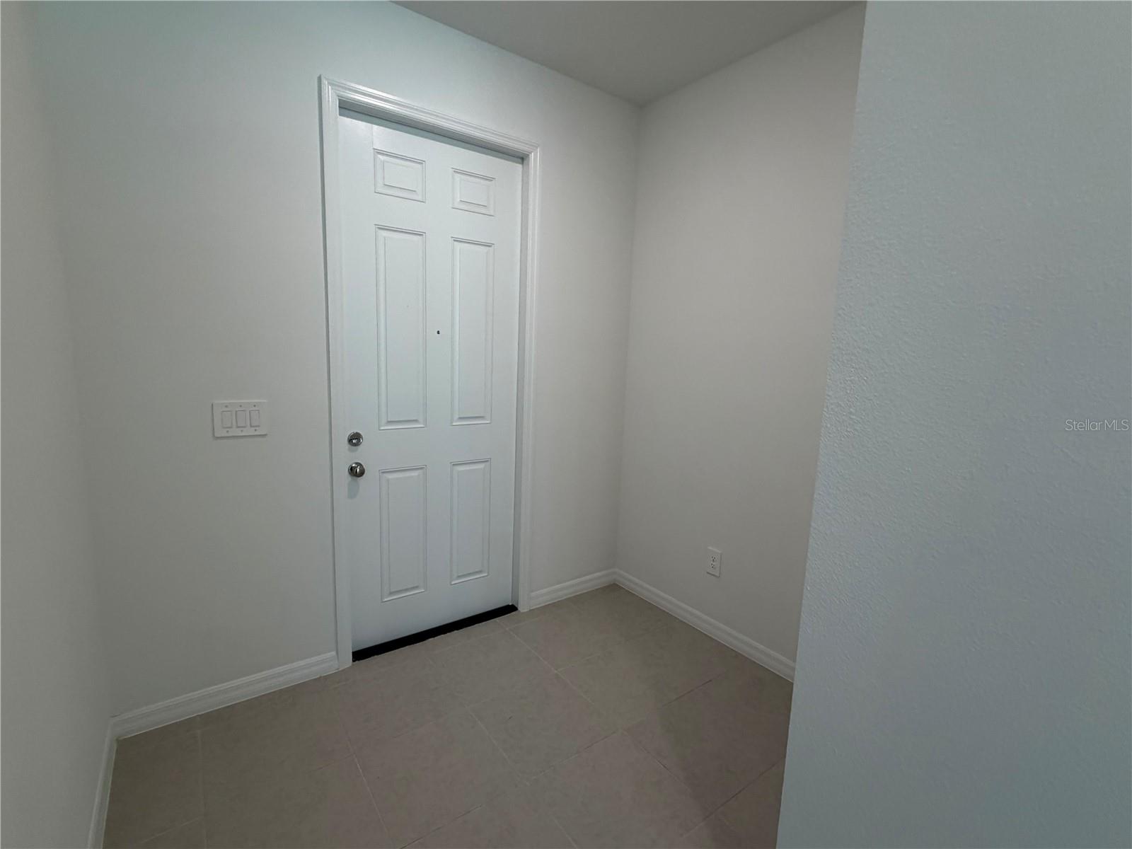 3332 LAPIS LAKE DR, ZEPHYRHILLS, FL, 33541