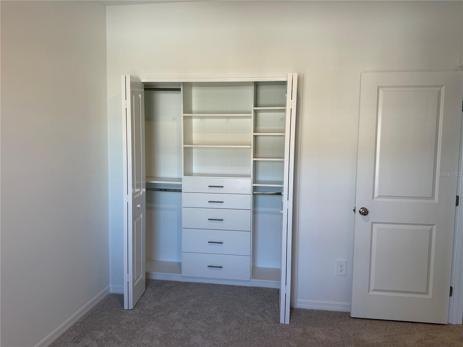 3332 LAPIS LAKE DR, ZEPHYRHILLS, FL, 33541