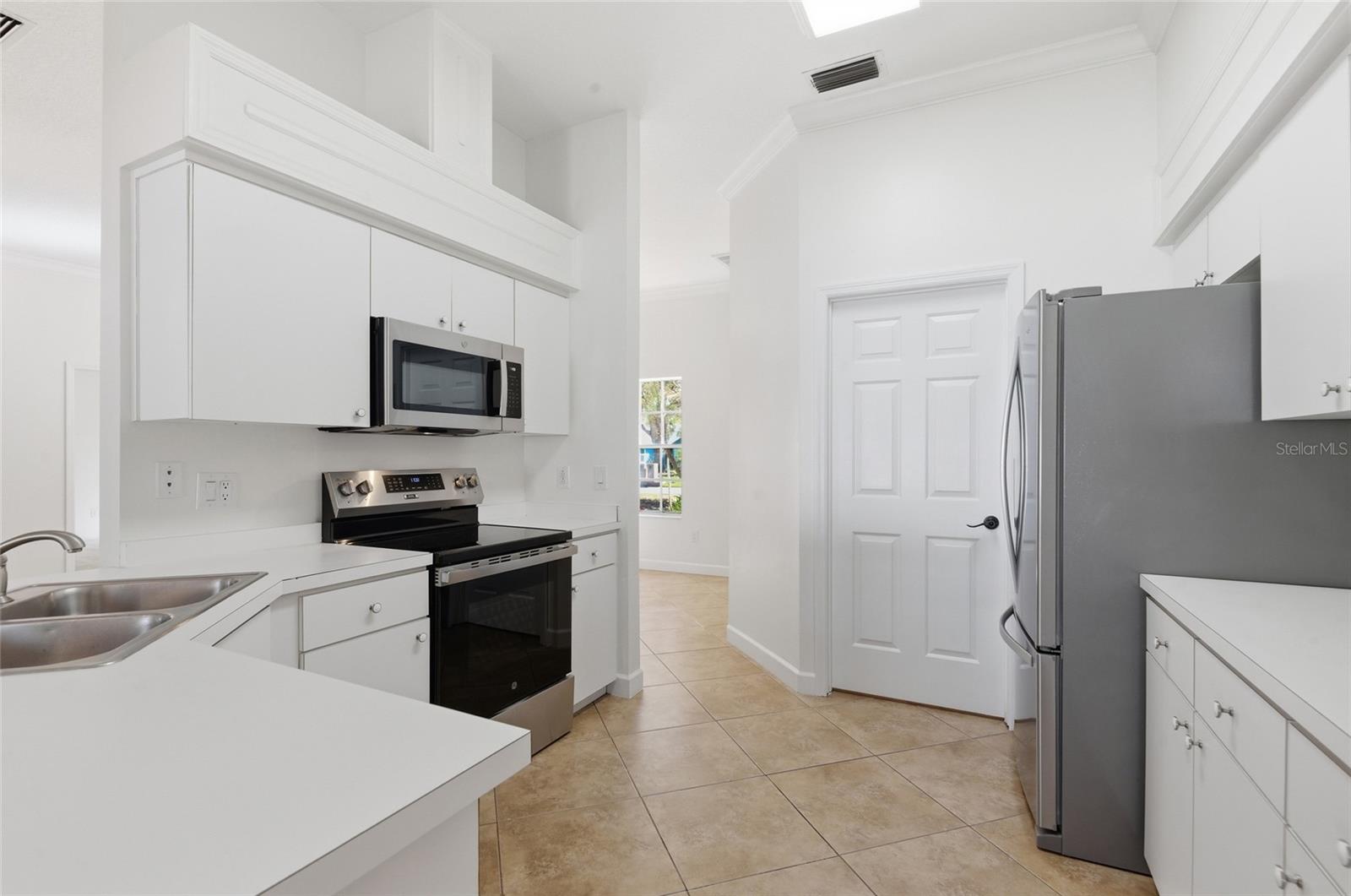 1408 SPRING RIDGE DR, WINTER GARDEN, FL, 34787