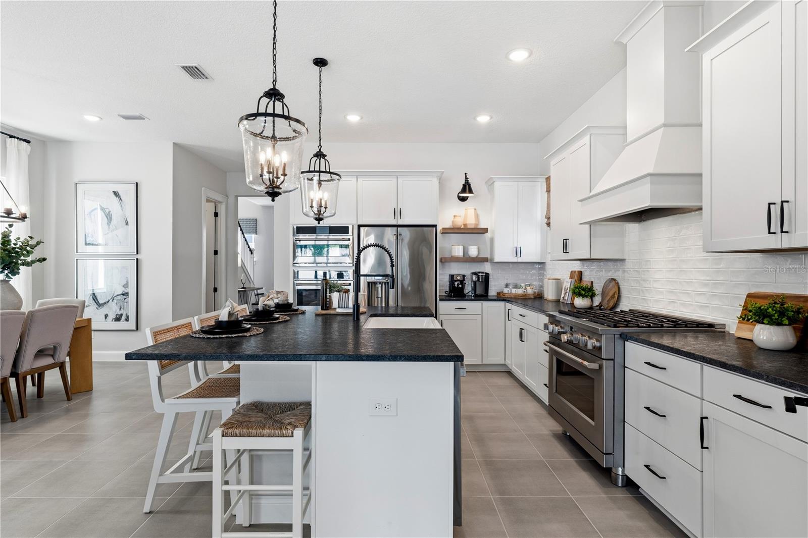 15197 BLUE PEACOCK LN, WINTER GARDEN, FL, 34787
