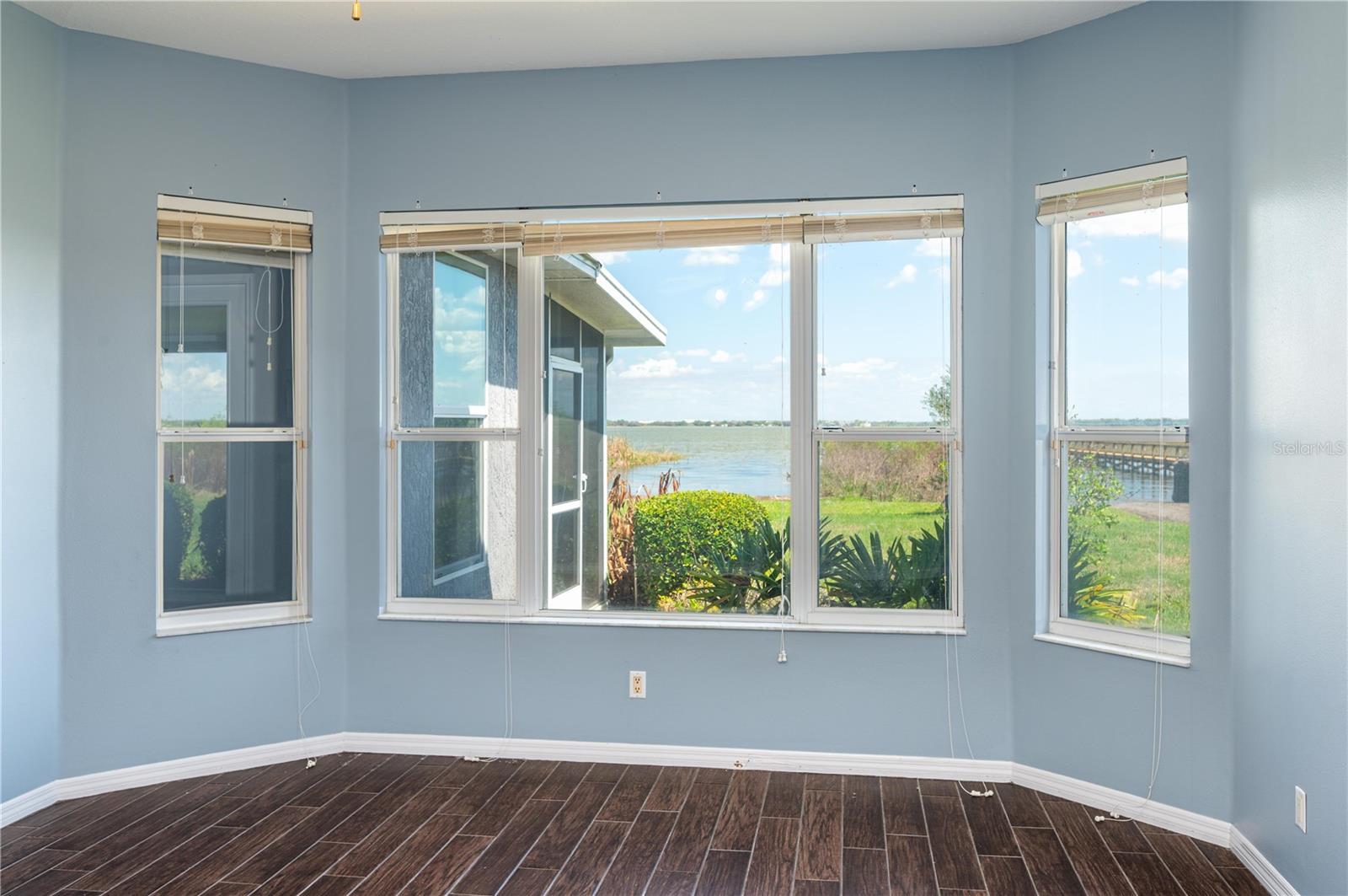 329 HAMILTON SHORES DR NE, WINTER HAVEN, FL, 33881