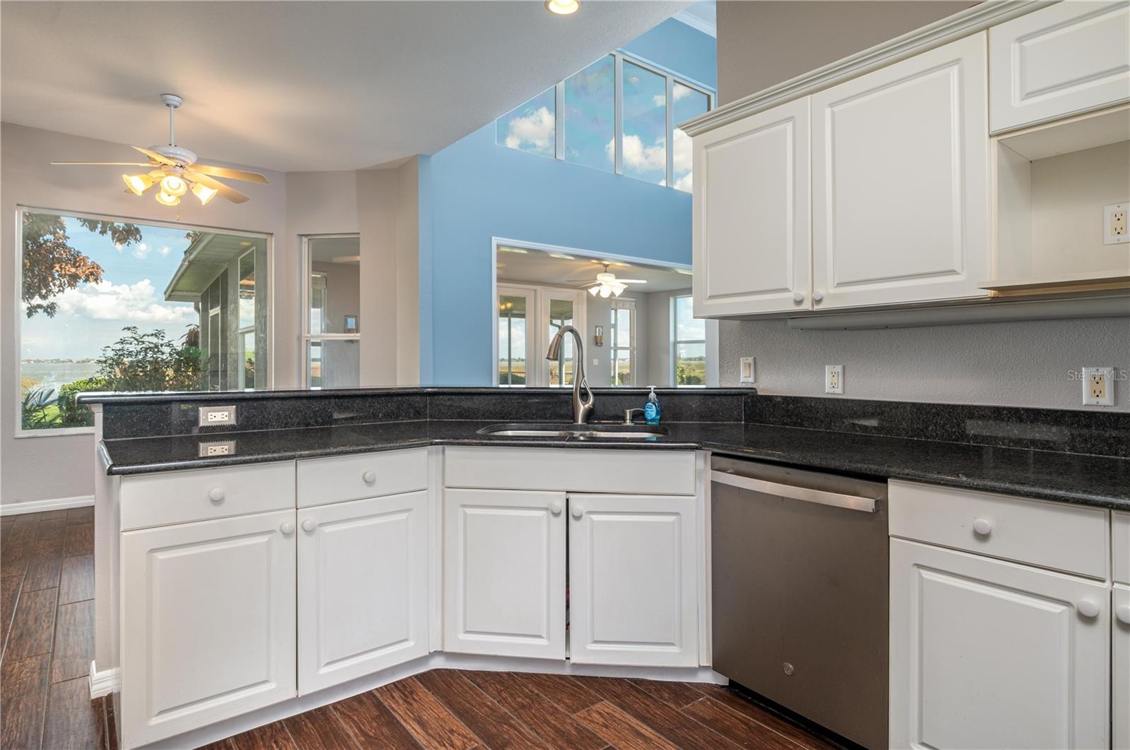 329 HAMILTON SHORES DR NE, WINTER HAVEN, FL, 33881
