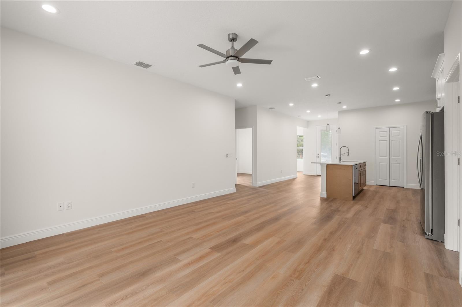 140 11TH AVE, OSTEEN, FL, 32764