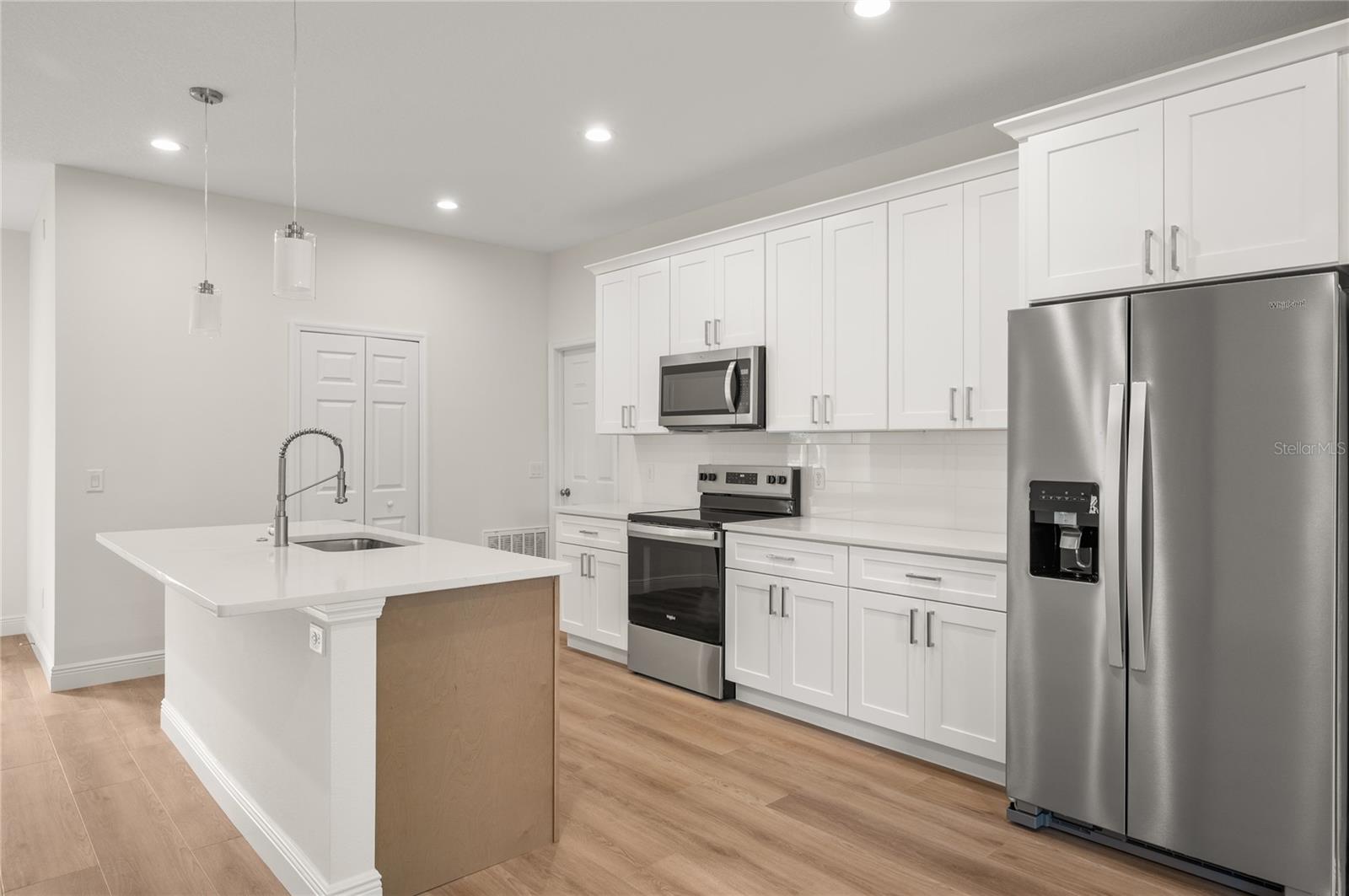 140 11TH AVE, OSTEEN, FL, 32764