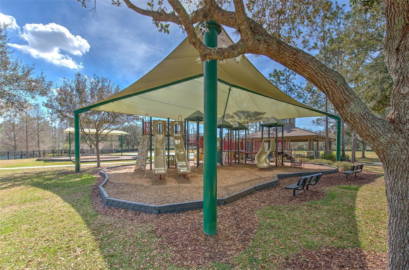 4639 POINTE O WOODS DR, WESLEY CHAPEL, FL, 33543