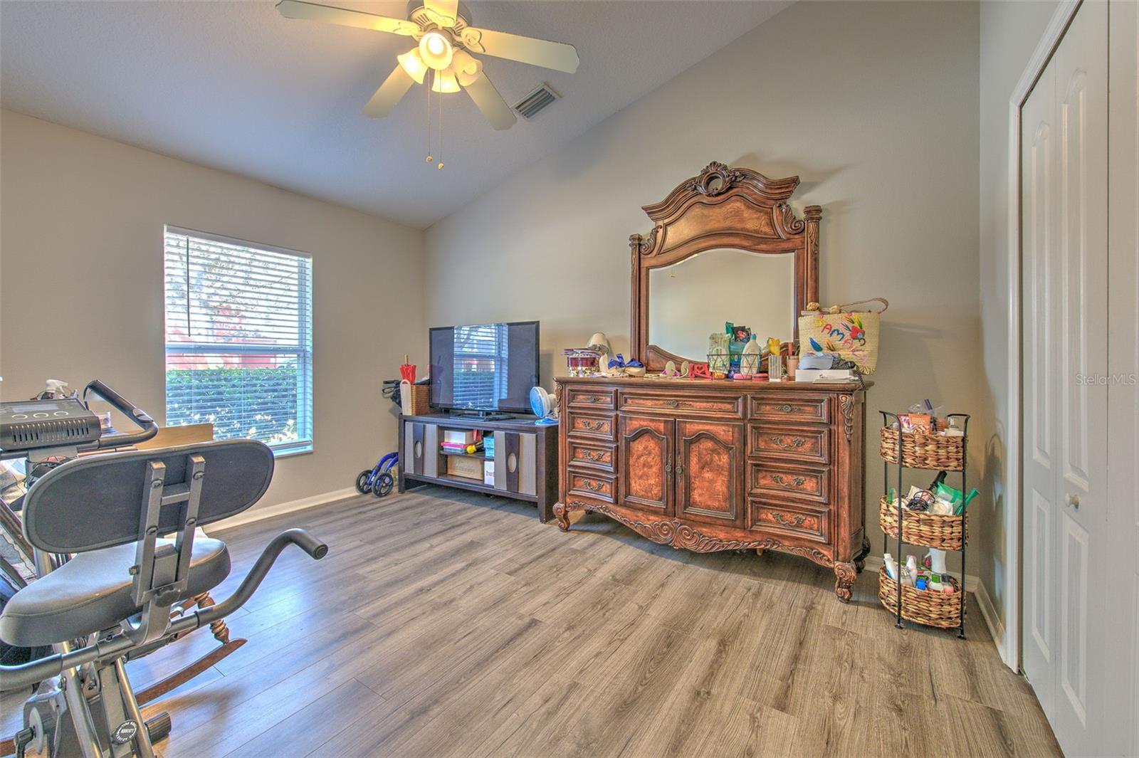 4639 POINTE O WOODS DR, WESLEY CHAPEL, FL, 33543