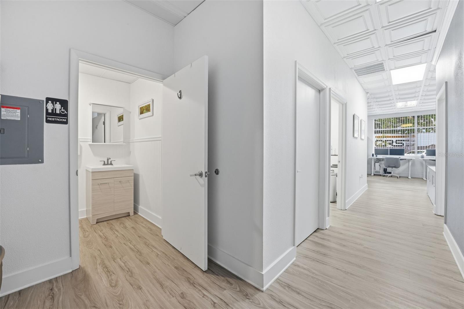 5404 HOOVER BLVD #8, TAMPA, FL, 33634