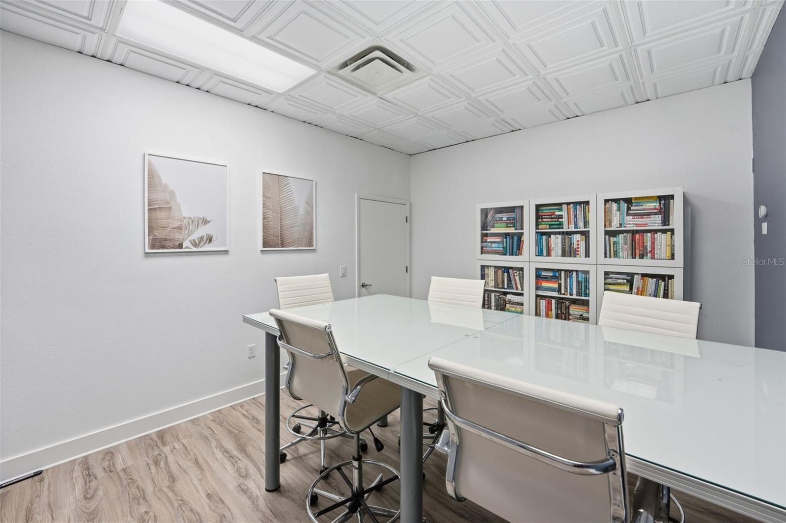 5404 HOOVER BLVD #8, TAMPA, FL, 33634