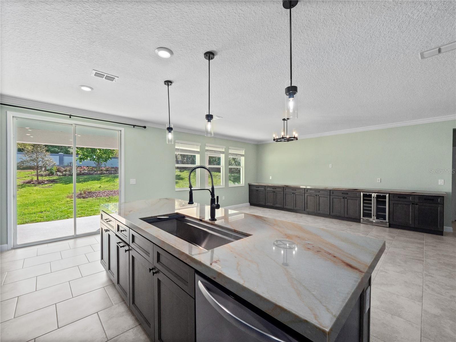 1252 DORA PARC LN, MOUNT DORA, FL, 32757
