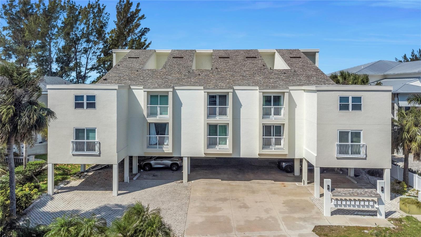 20204 GULF BLVD #9, INDIAN SHORES, FL, 33785