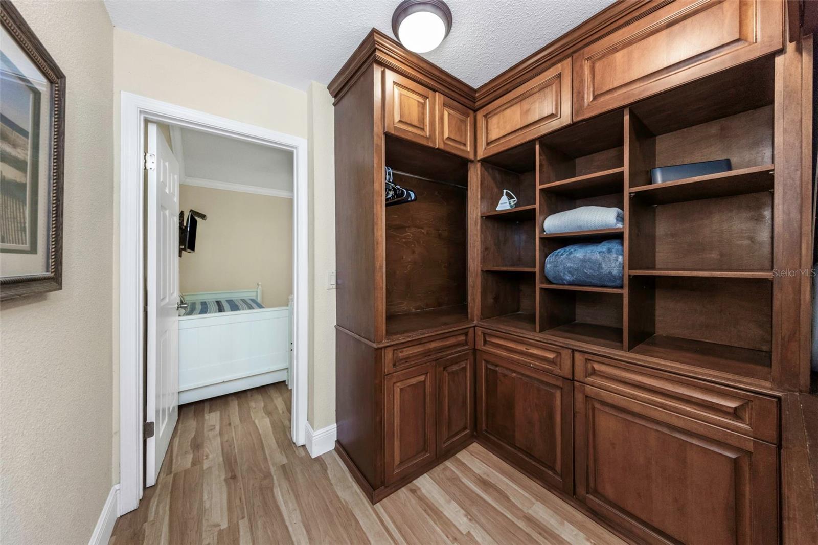 20204 GULF BLVD #9, INDIAN SHORES, FL, 33785