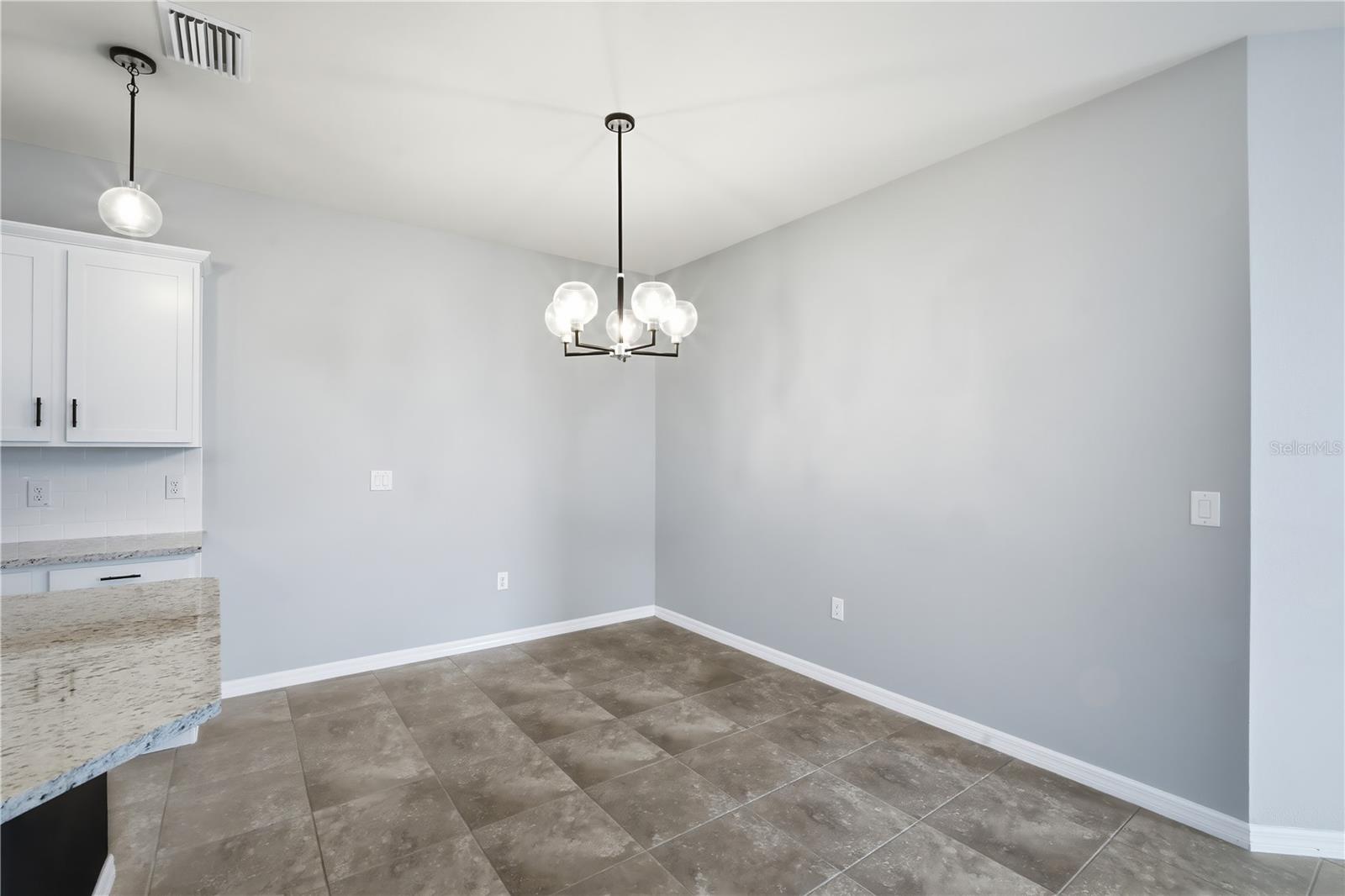 7796 STONEBROOK CIR, WESLEY CHAPEL, FL, 33545