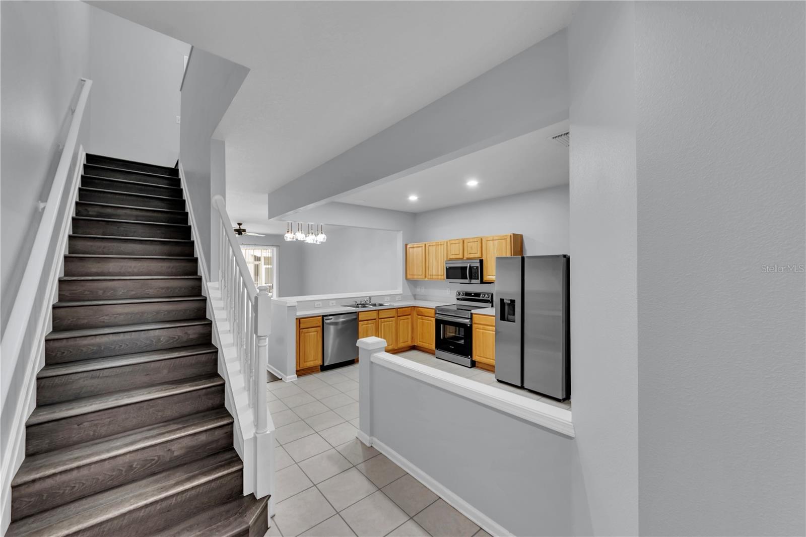 26546 CASTLEVIEW WAY, WESLEY CHAPEL, FL, 33544