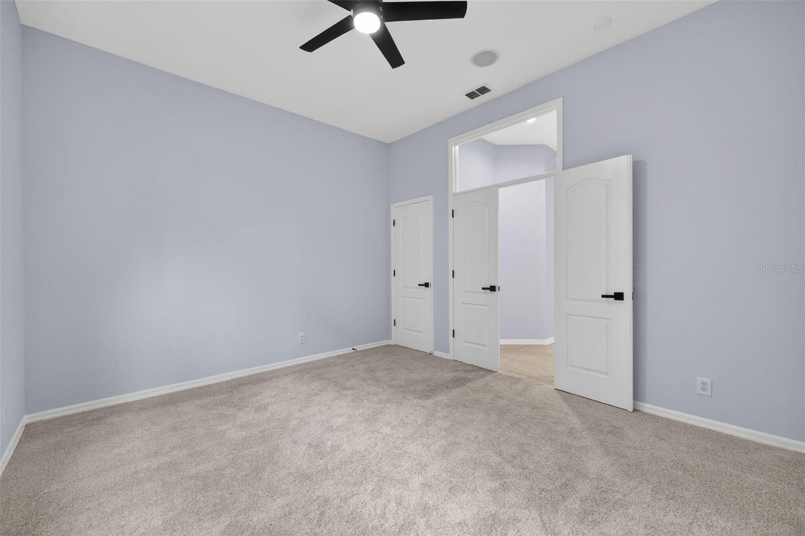 10207 DEERCLIFF DR, TAMPA, FL, 33647
