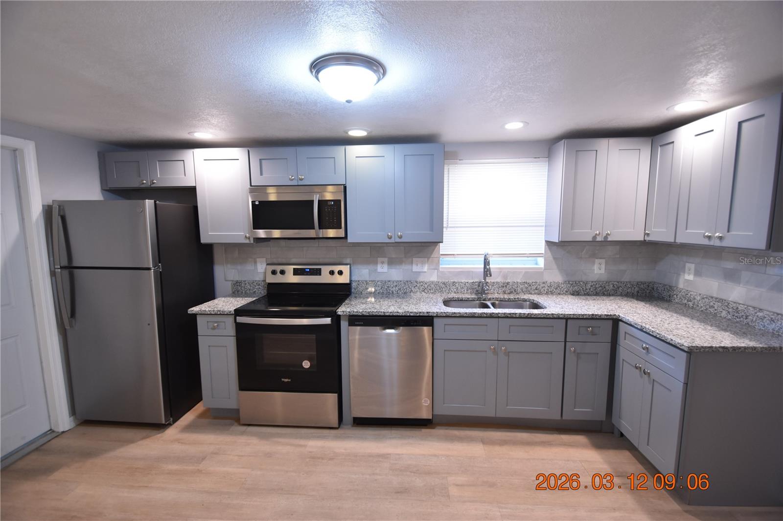 1106 E SENECA AVE, TAMPA, FL, 33612