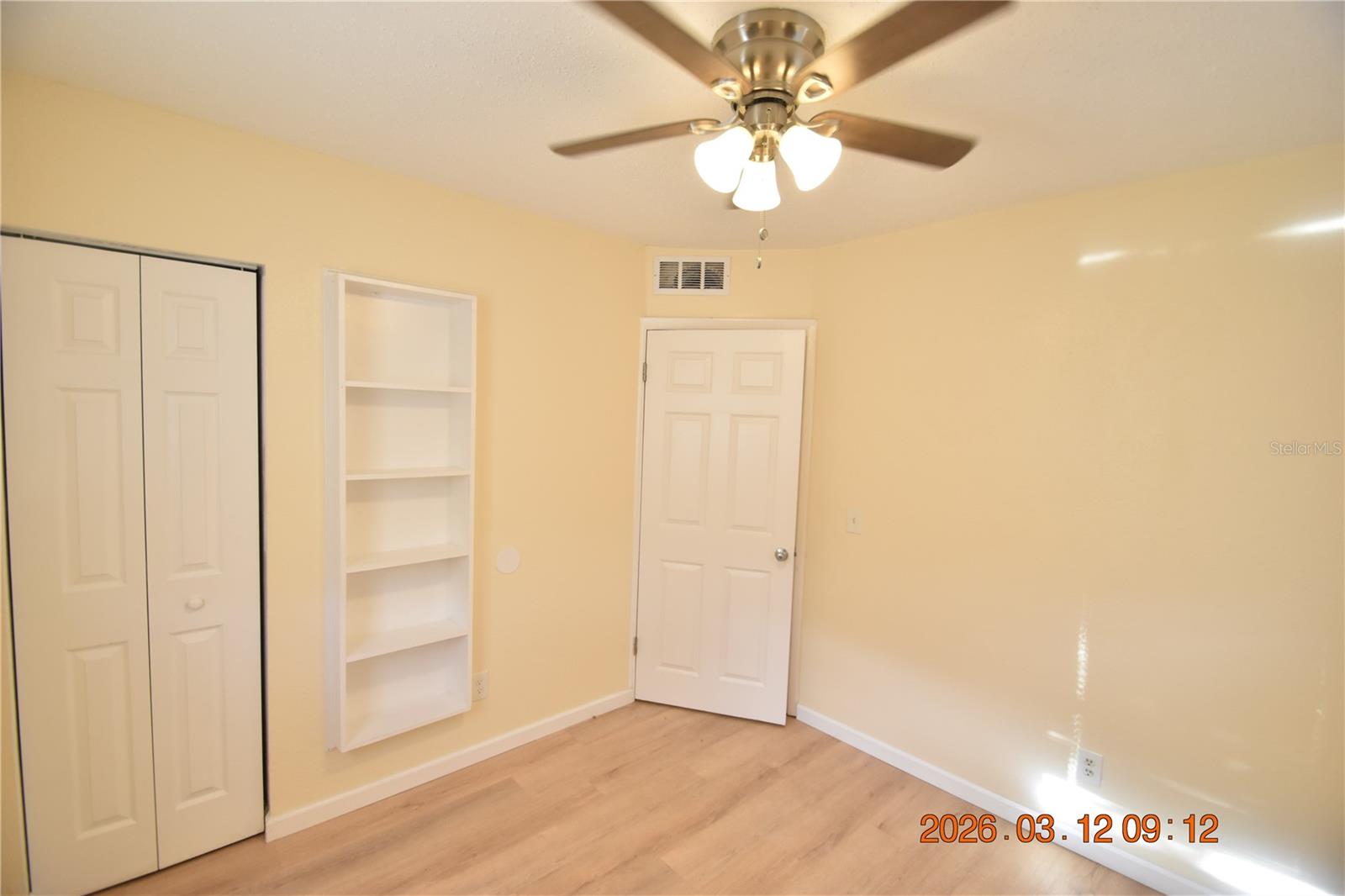 1106 E SENECA AVE, TAMPA, FL, 33612