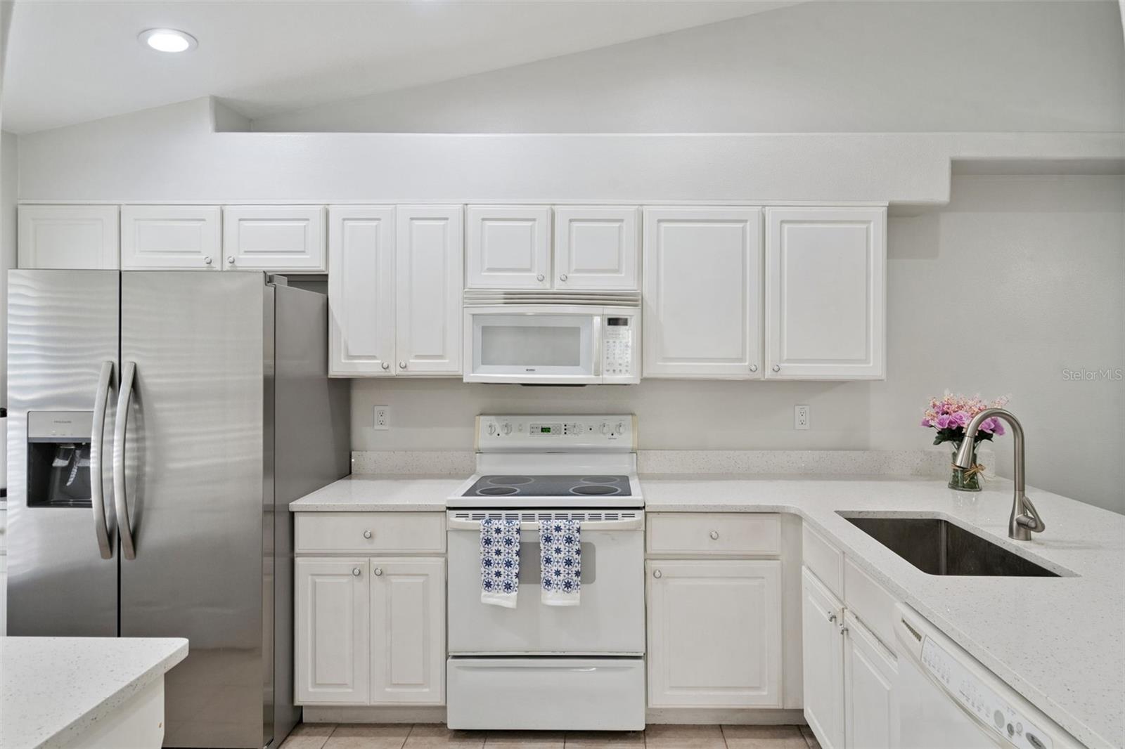 8856 COURTYARD LN, GROVELAND, FL, 34736