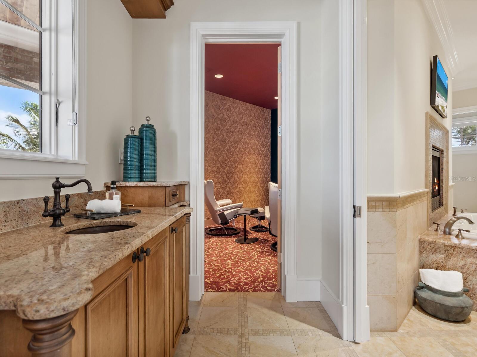 A4686188 Property Photo