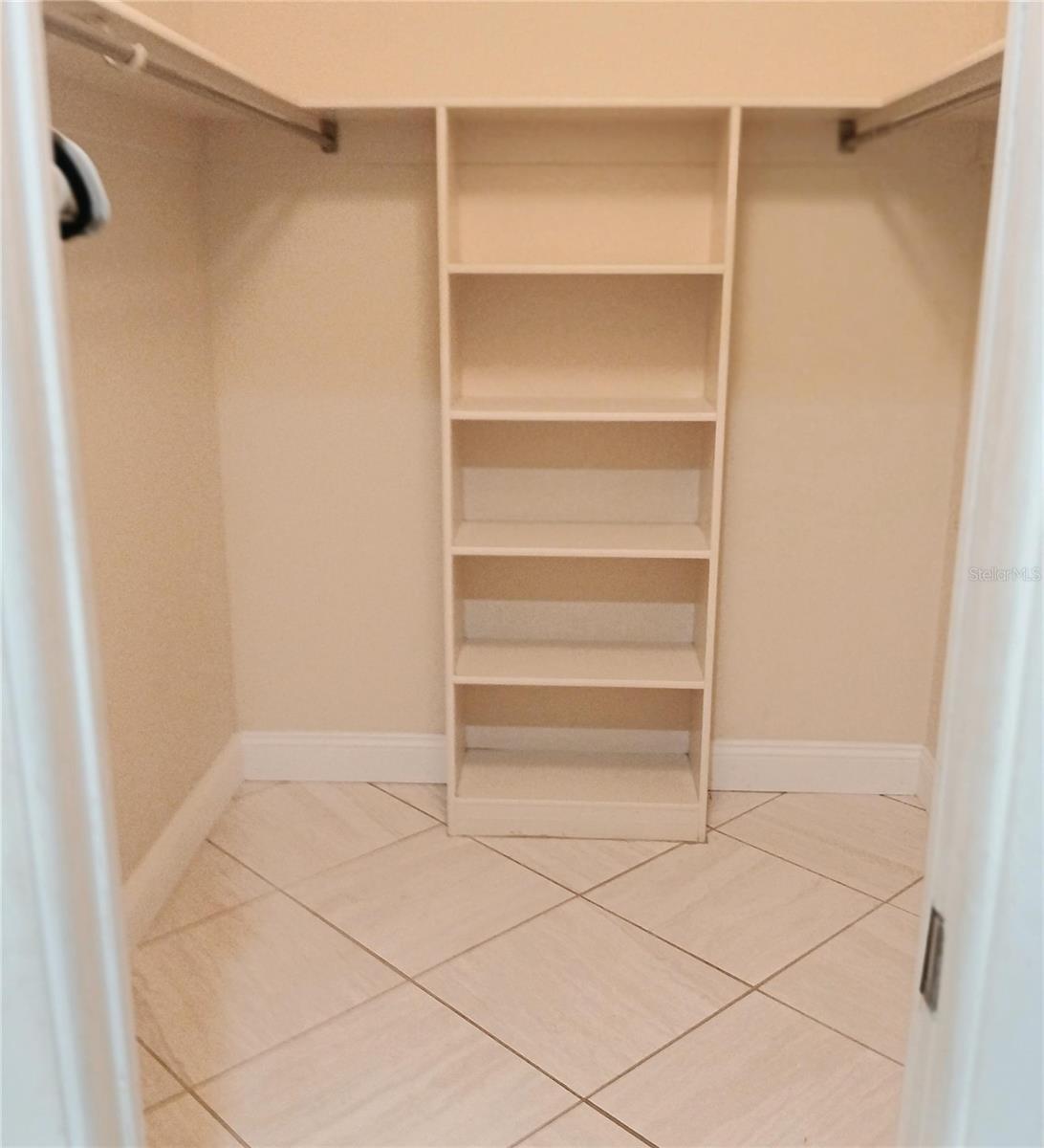7143 WOOD CREEK DR #203, SARASOTA, FL, 34231