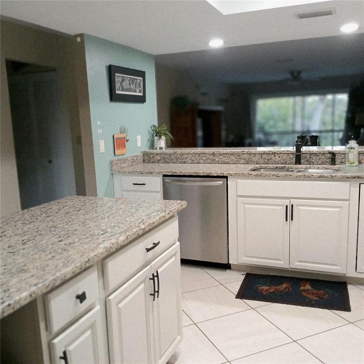 7143 WOOD CREEK DR #203, SARASOTA, FL, 34231