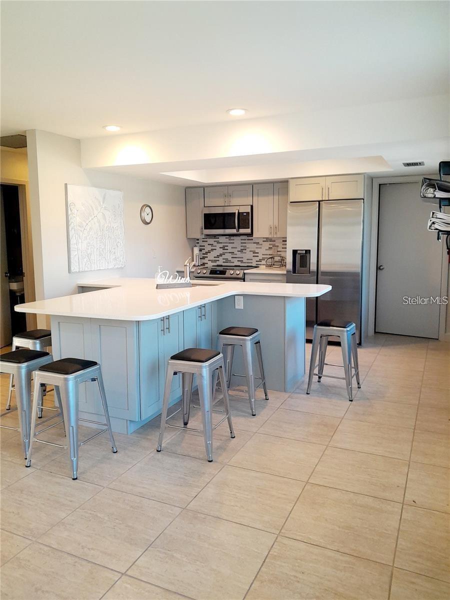 7143 WOOD CREEK DR #203, SARASOTA, FL, 34231