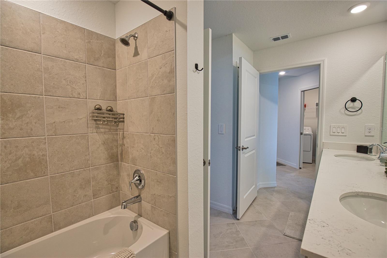 17560 OPAL SAND DR #108, VENICE, FL, 34293