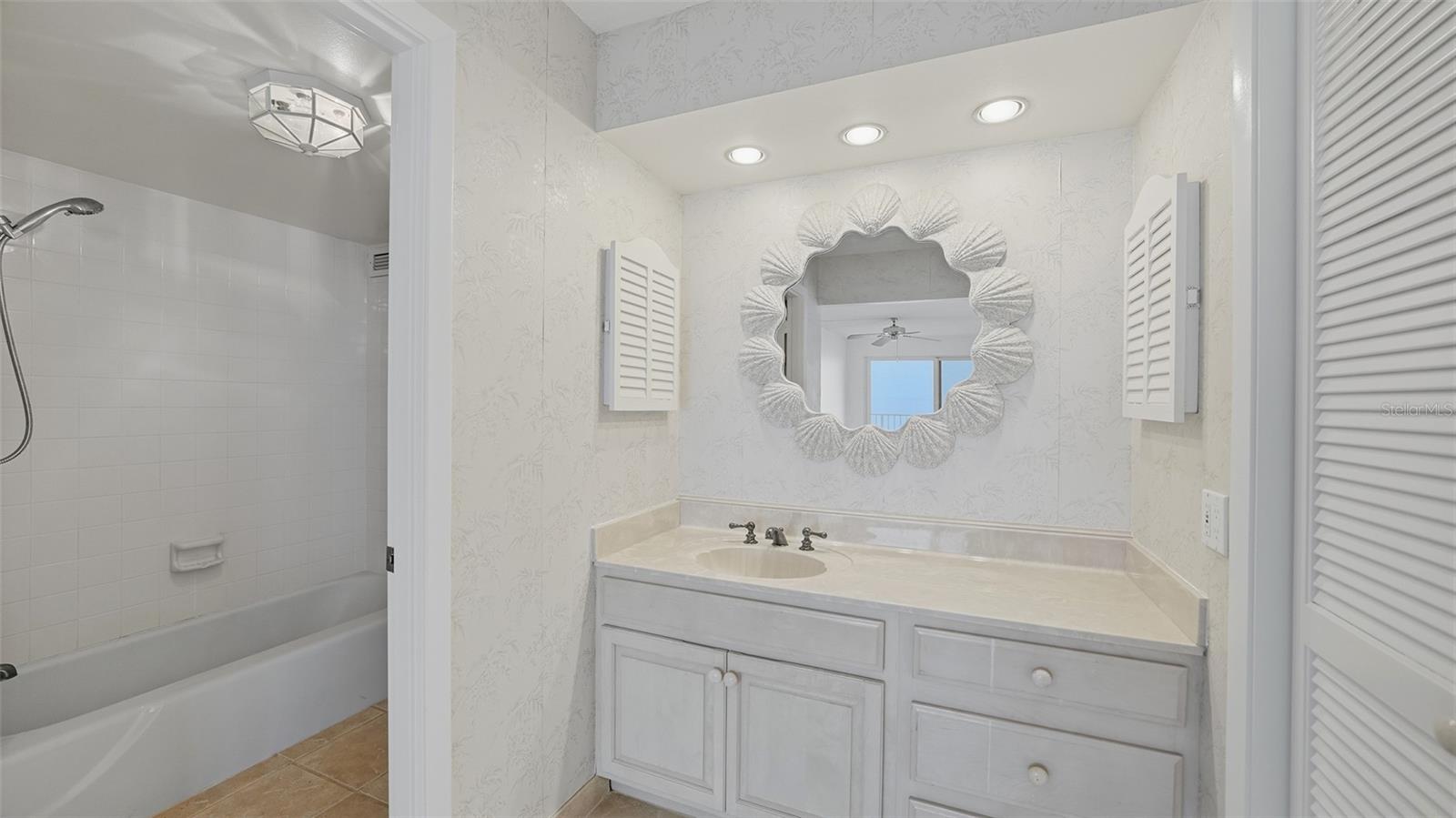 2301 GULF OF MEXICO DR #43N, LONGBOAT KEY, FL, 34228