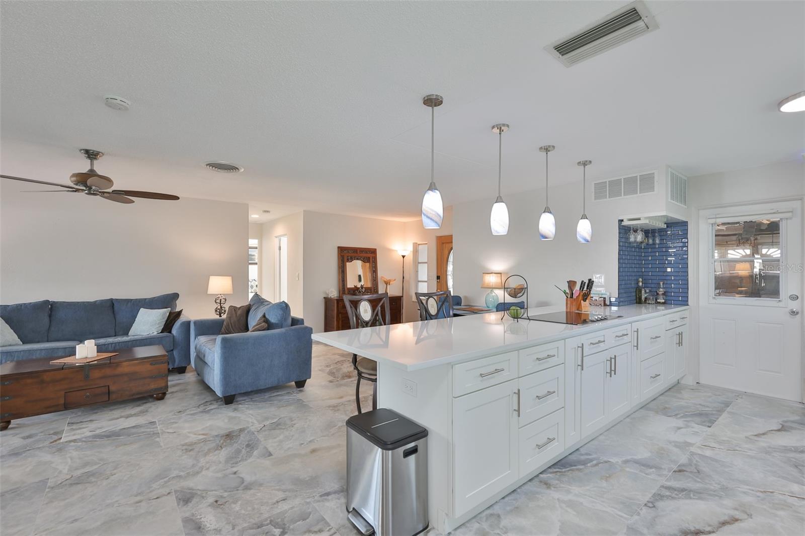 538 LILLIAN DR, MADEIRA BEACH, FL, 33708
