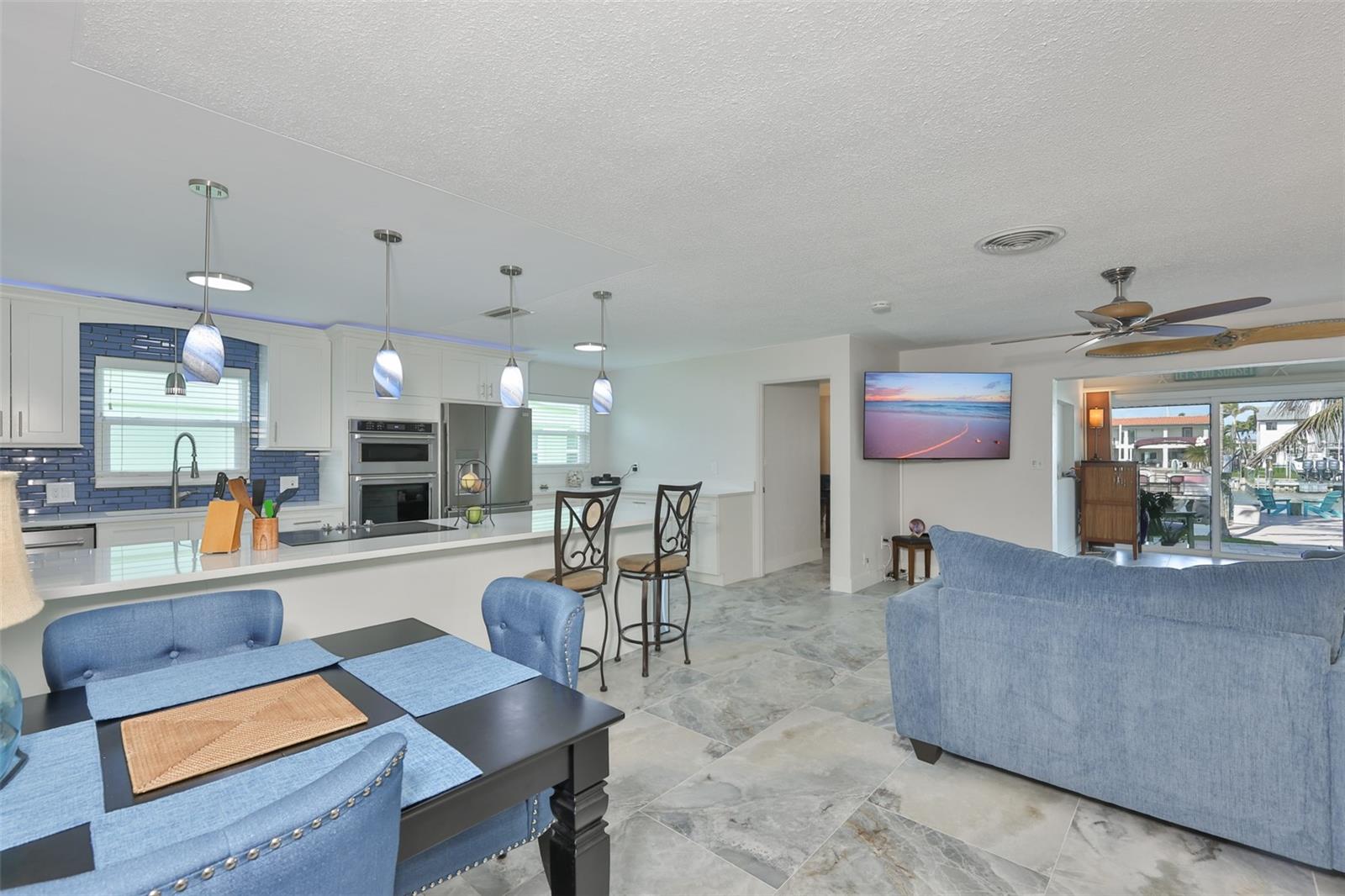 538 LILLIAN DR, MADEIRA BEACH, FL, 33708