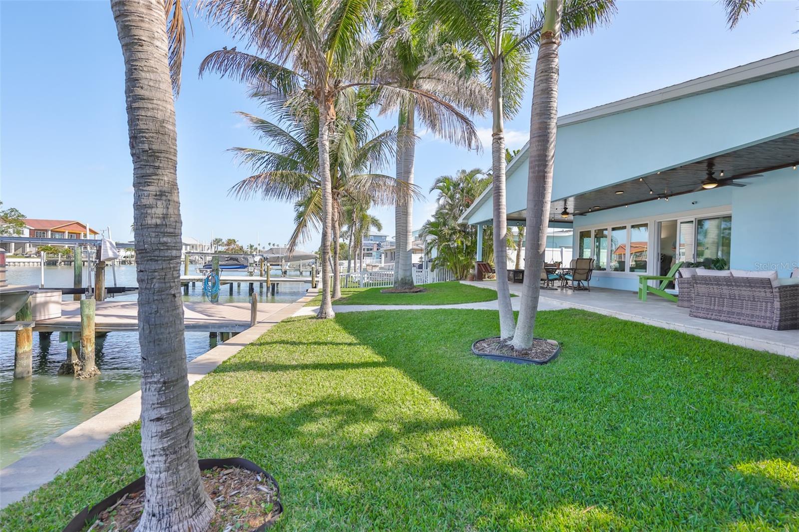 538 LILLIAN DR, MADEIRA BEACH, FL, 33708