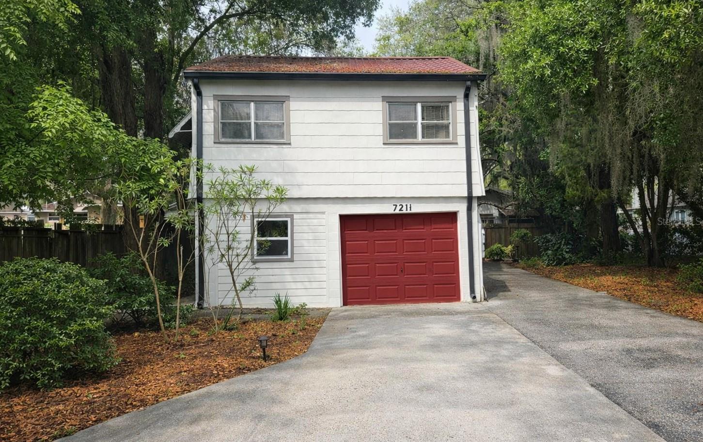 721 1/2 PARK DR, LEESBURG, FL, 34748