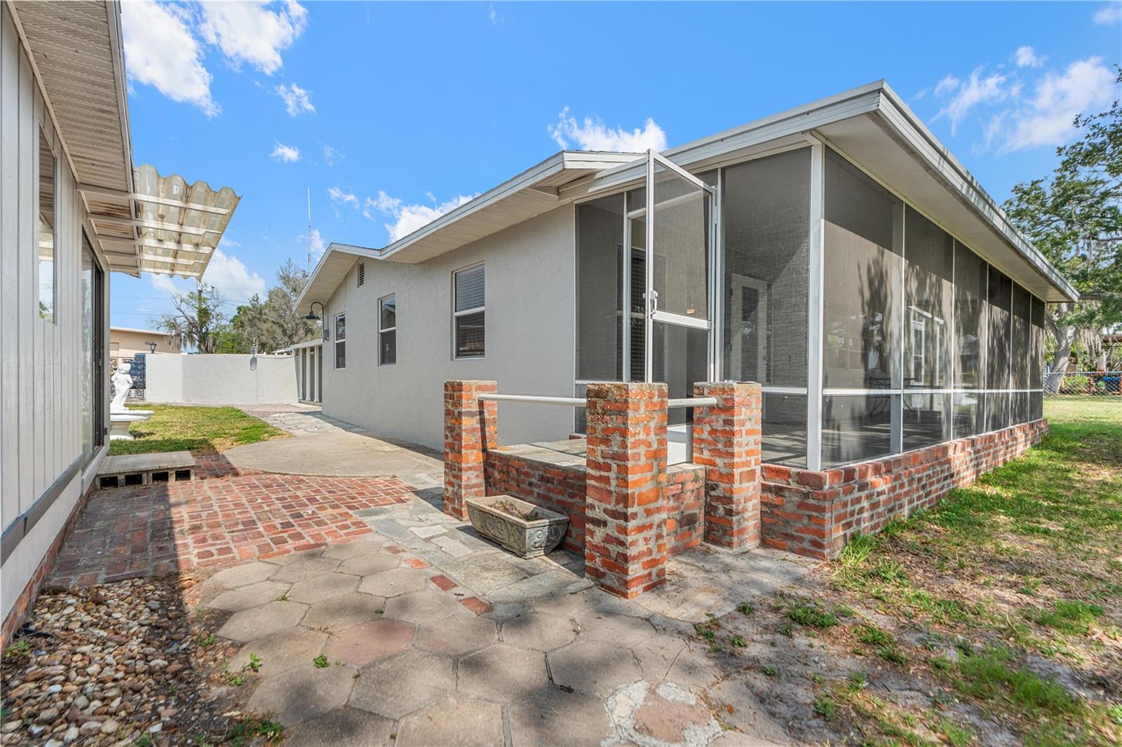 5822 RIVER RD, NEW PORT RICHEY, FL, 34652